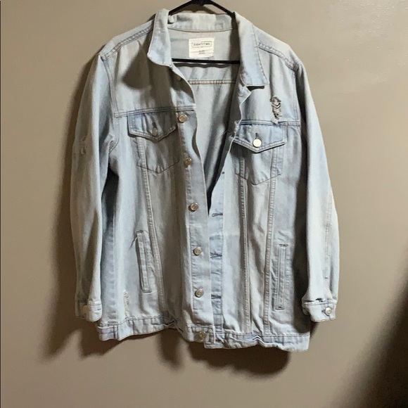Over sized jean jacket - Picture 1 of 2